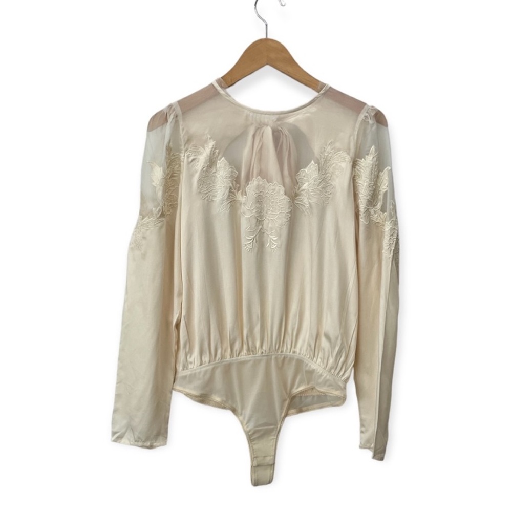NWOT Free People Off White Satin Long Sleeve Floral Embroidery Body Suit, Size S - Picture 1 of 9